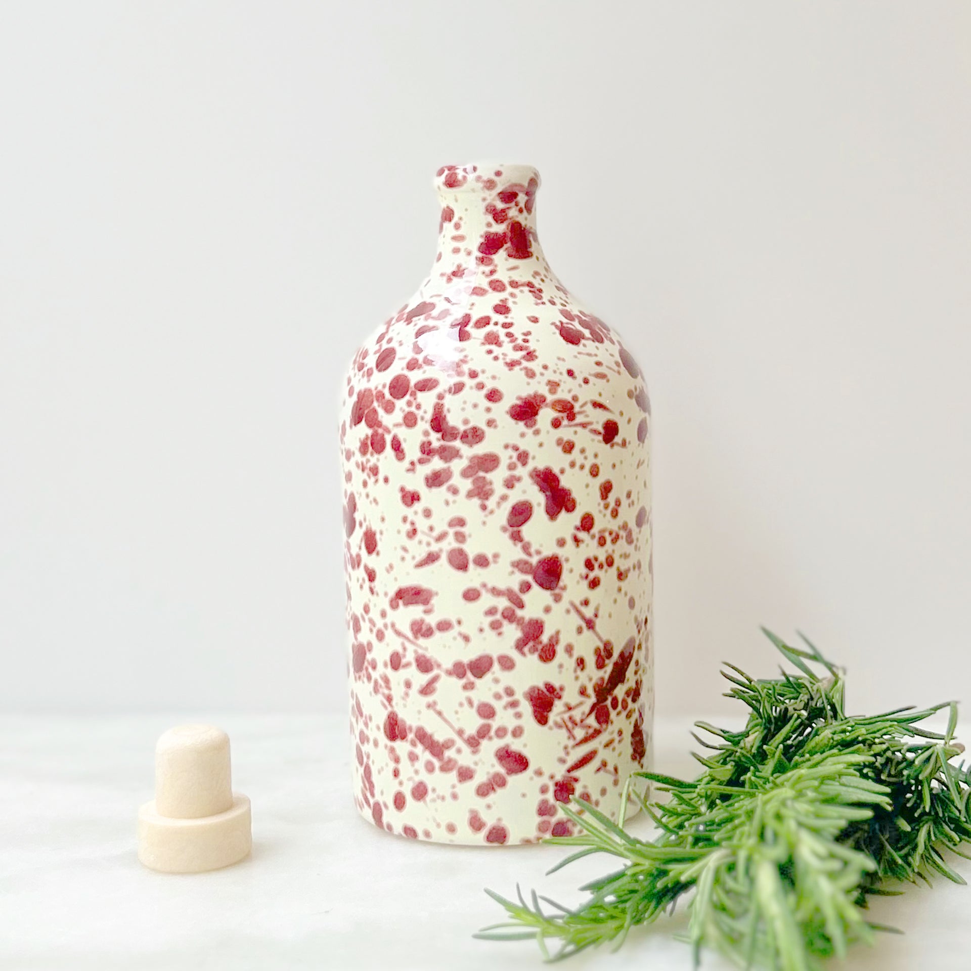 Oil or vinegar bottle | Cranberry